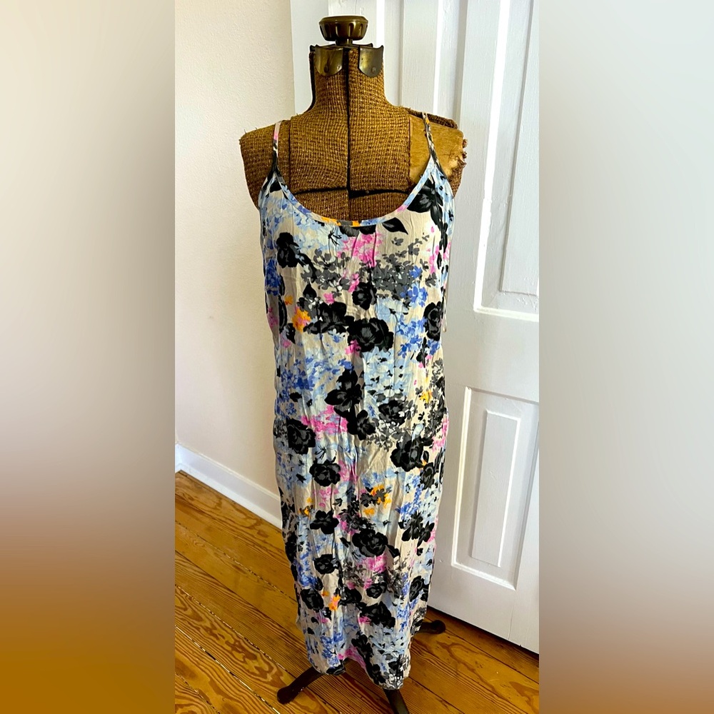 Lightweight ASOS Floral Maxi Dress with adjustable straps Size 10